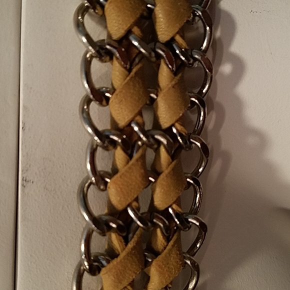 VTG 1990s  metal with leather belt - Picture 2 of 3